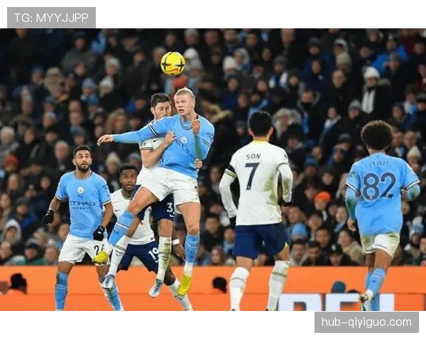 曼城豪门地位再受挑战：战术转型能否拯救阵容危机？